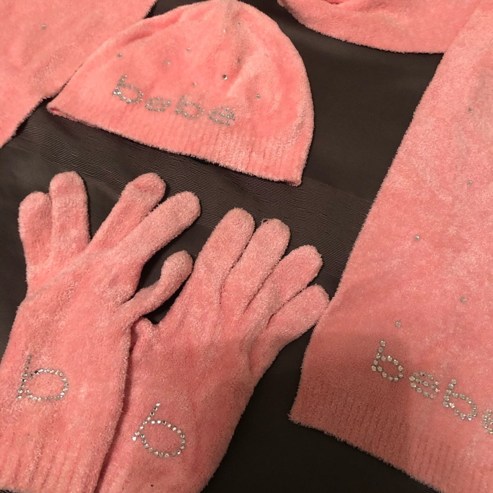 BeBe hat, scarf and gloves set